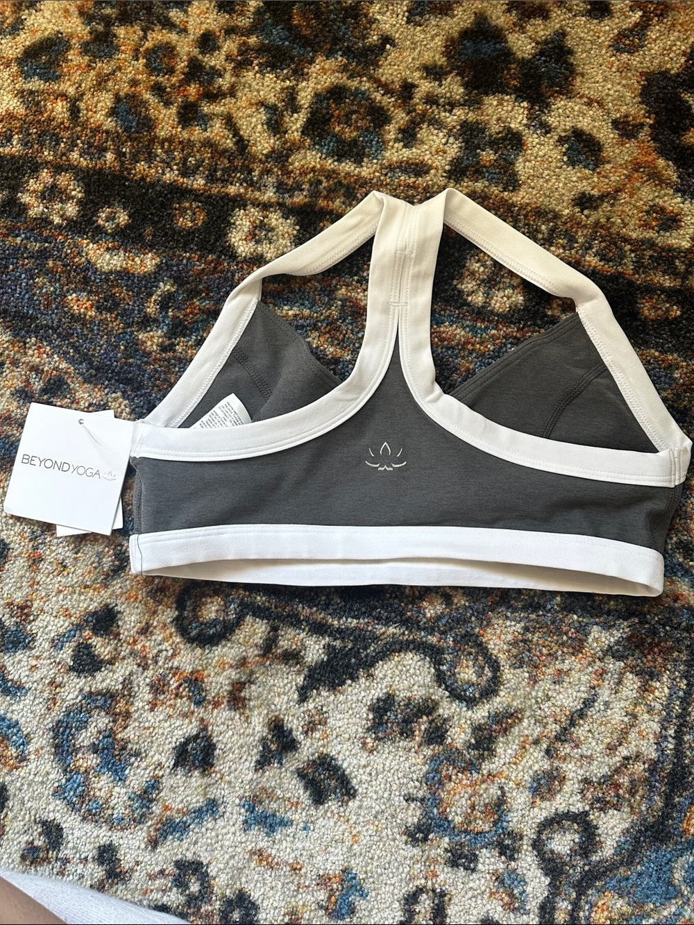 NWT Beyond Yoga Sports Bra - Picture 2 of 4